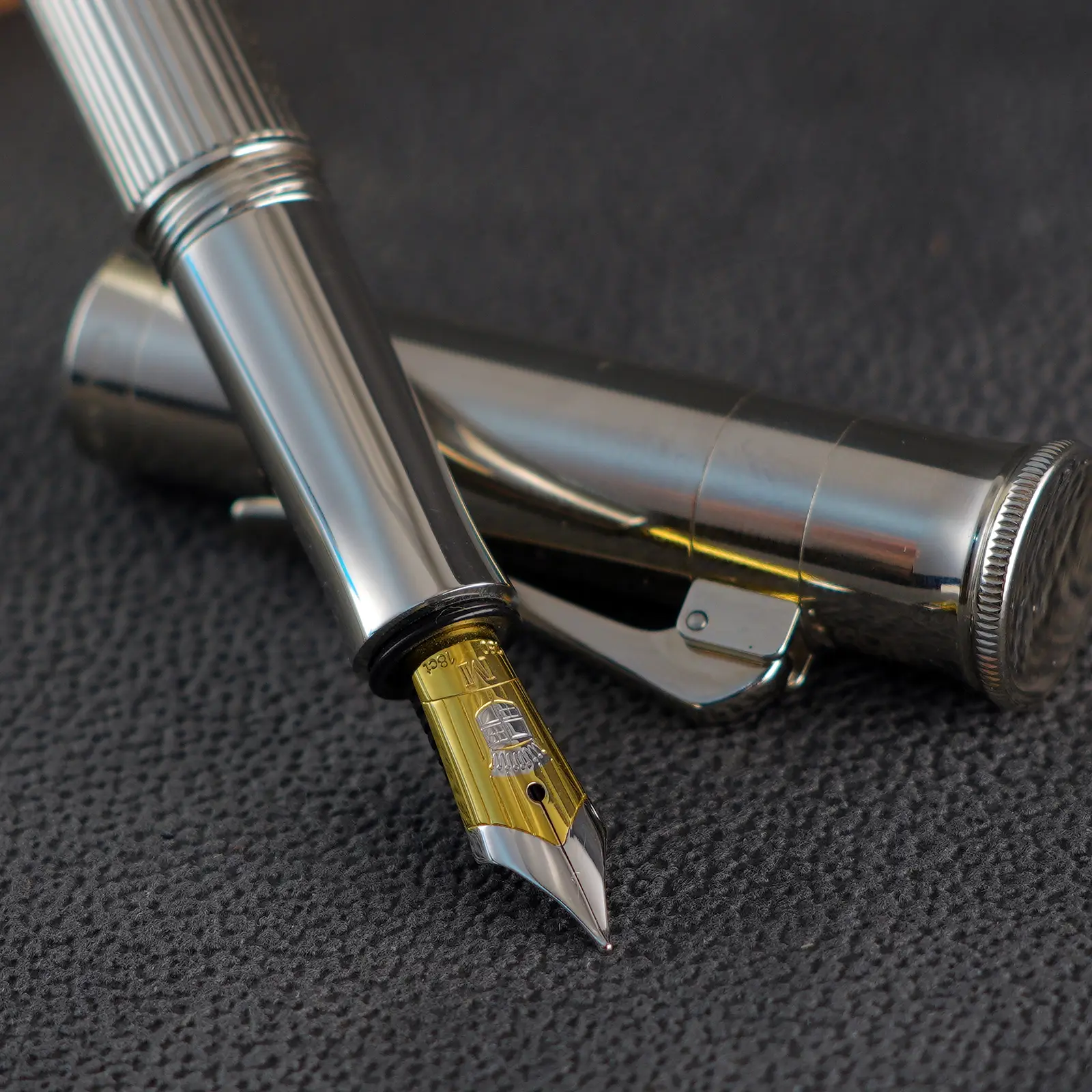 گراف فون فابرکاستل خودنویس کلاسیک پلاتین 145560 GRAF VON FABER-CASTELL FP Classic platinum-plated M