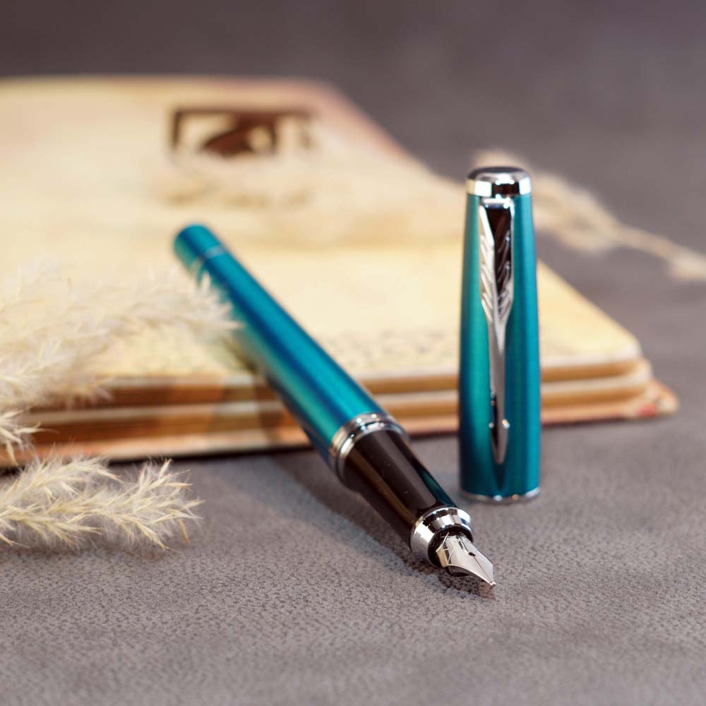 پارکر خودنویس اربن آبی گیره نقره ای Parker Urban Fountain Pen Vibrant Blue CT