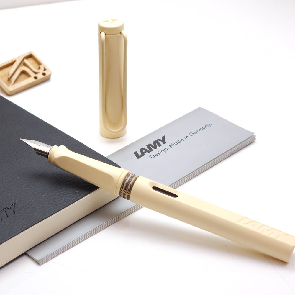 لامی خودنویس سافاری کرمی LAMY SAFARI FP cream 20