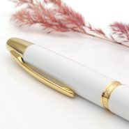 white/gold A1