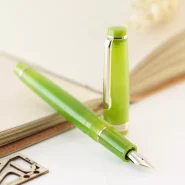 avocado green 82