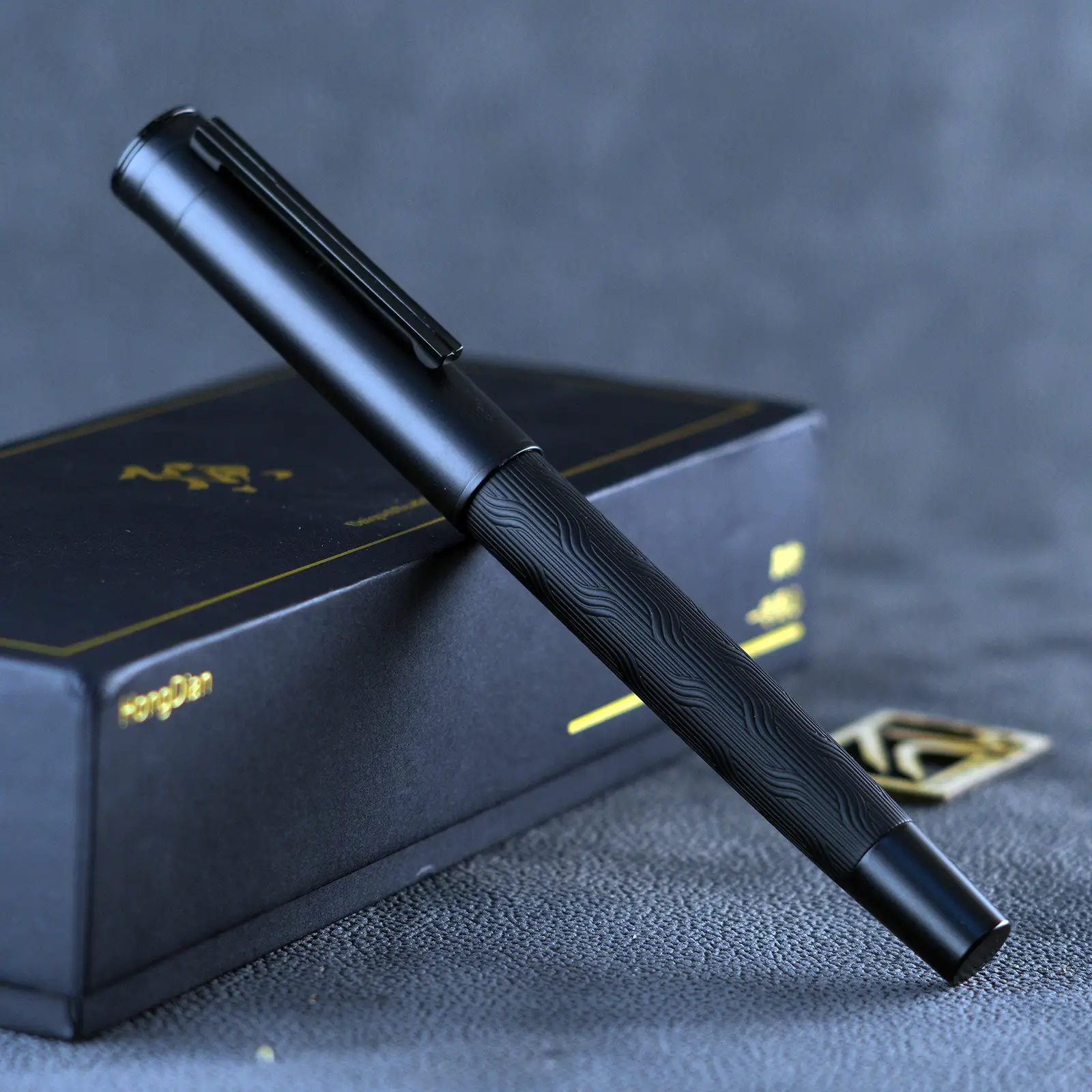 خودنویس هانگ دیان بلک فارست HONGDIAN FP Black Forest 1860