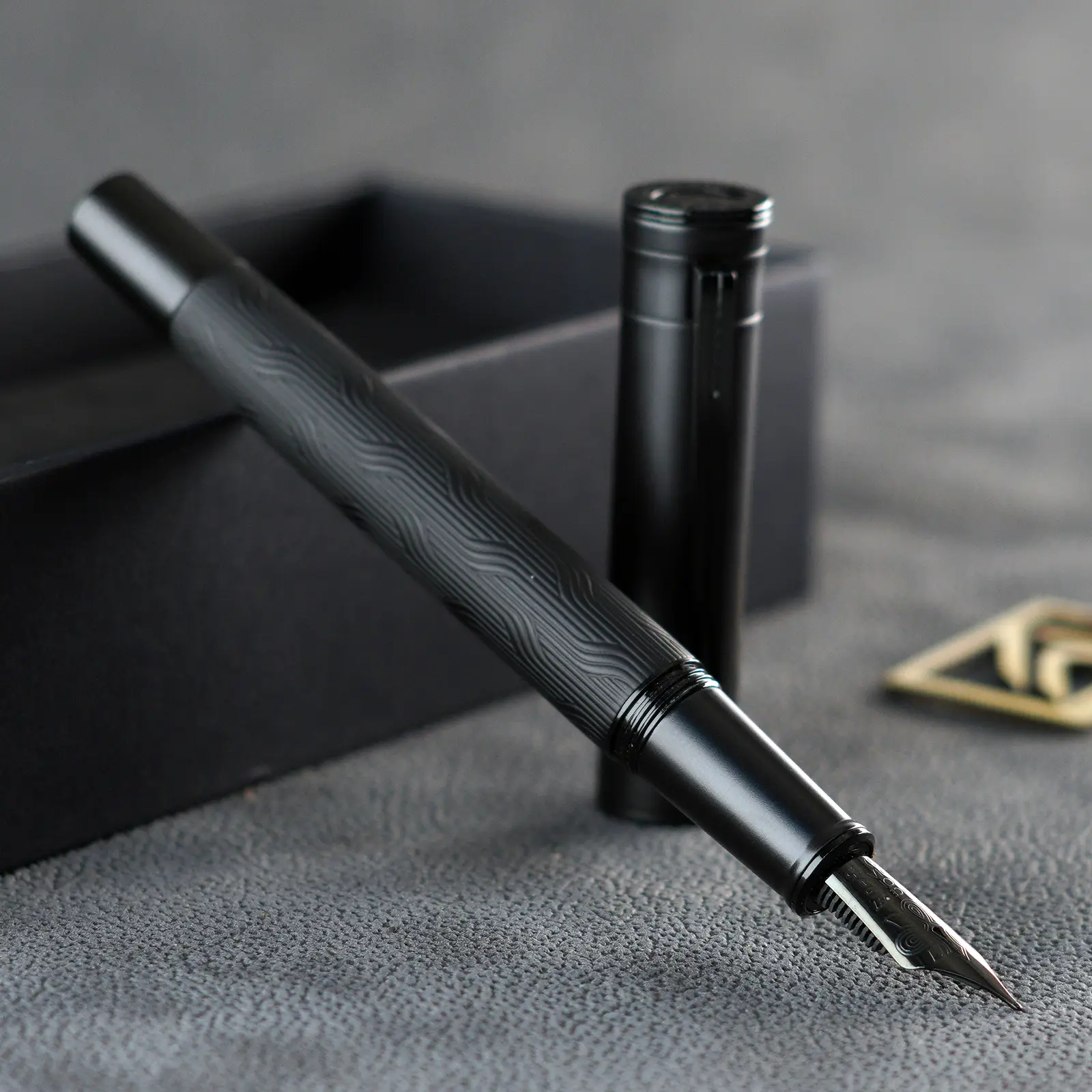 خودنویس هانگ دیان 1860 بلک فارست (6)