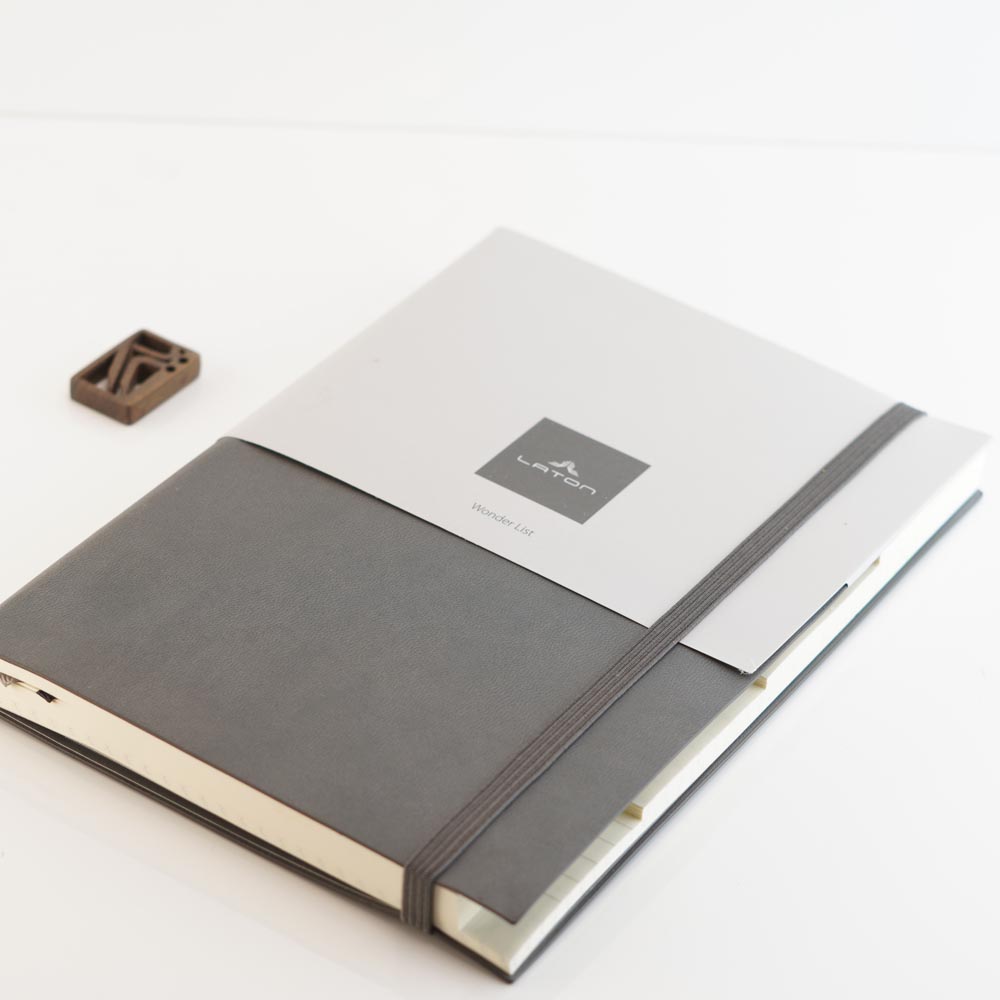 دفتر پلنر حرفه ای بدون تاریخ لاتن تاویته LATON Tovoite professional undated planner A5