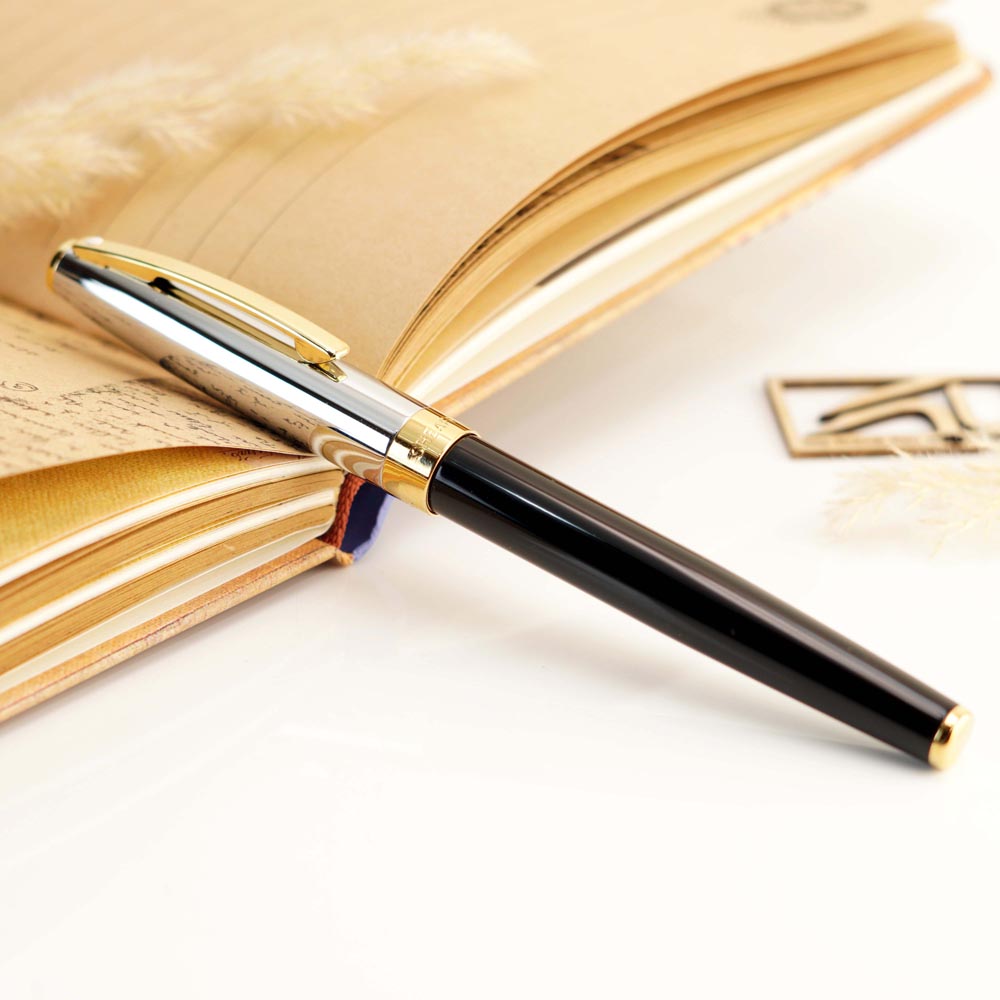 خودنویس شیفر ساگاریس مشکی کروم گیره طلایی SHEAFFER Sagaris FP black and chrome with GT