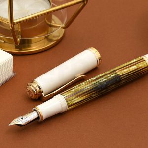 Pelikan Souverän M400 Tortoiseshell-White