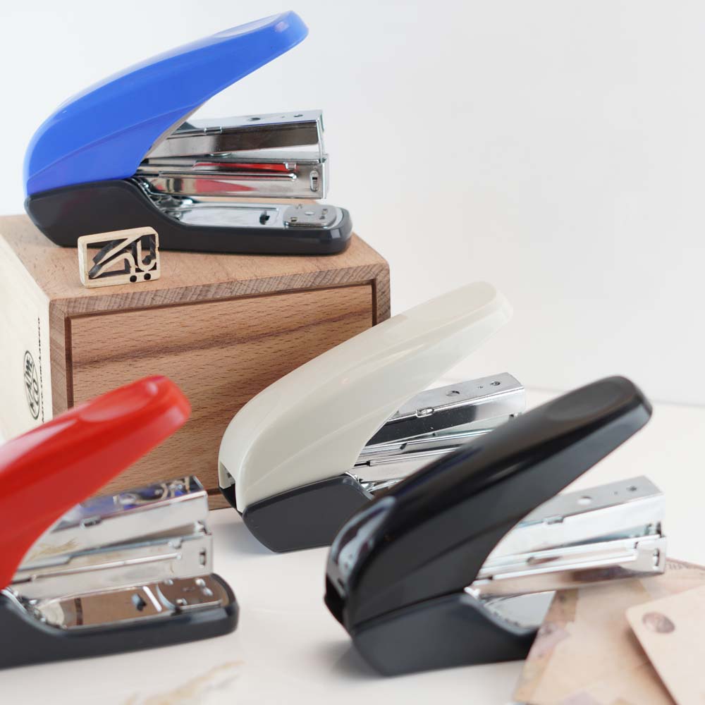 ماشین دوخت منگنه کوچک پنتر PANTER Saving energy stapler ST 911