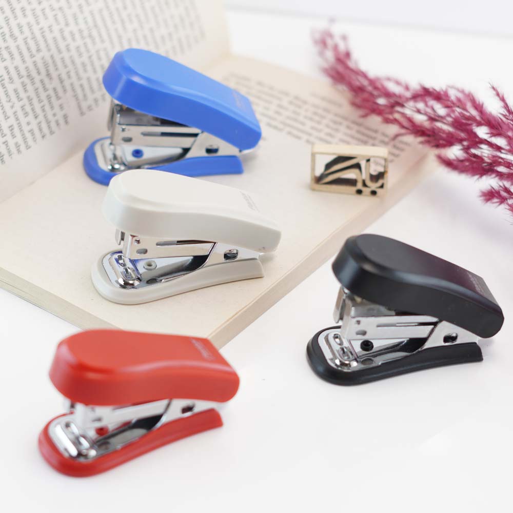 ماشین دوخت منگنه کوچک با سوزن پنتر PANTER Stapler ST 921B