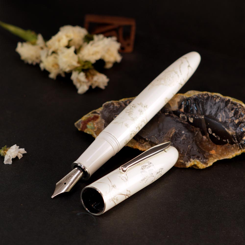 خودنویس هانگ دیان سفید HONGDIAN FP White N 23