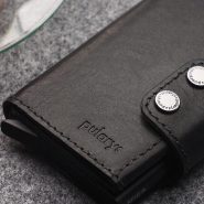 Nomad leather black