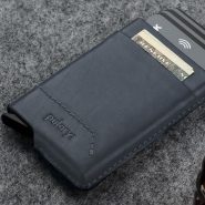 Nomad leather navy blue