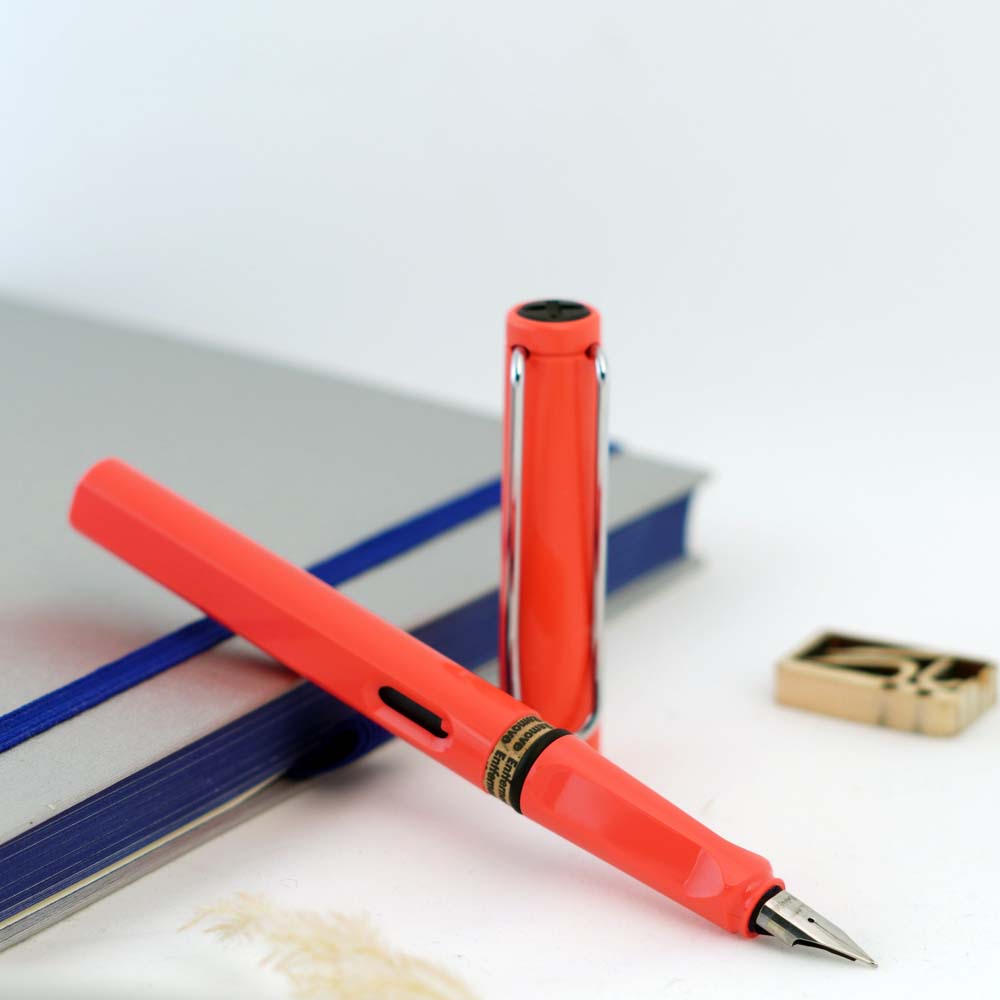 خودنویس لامی سافاری نئون کورال (گلبهی) LAMY SAFARI FP Neon coral 41
