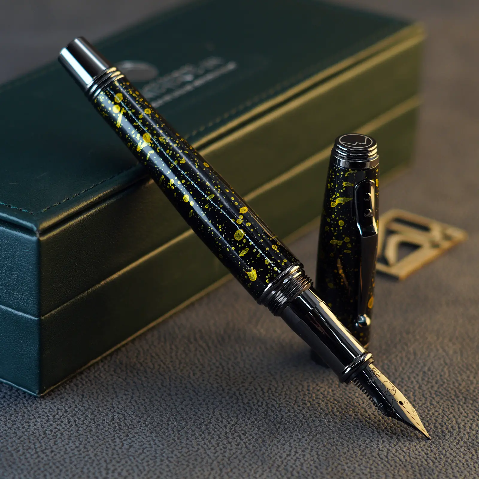 خودنویس مونته ورده اینوینچیا نور ستاره زرد MONTEVERDE Invincia vega FP starlight yellow