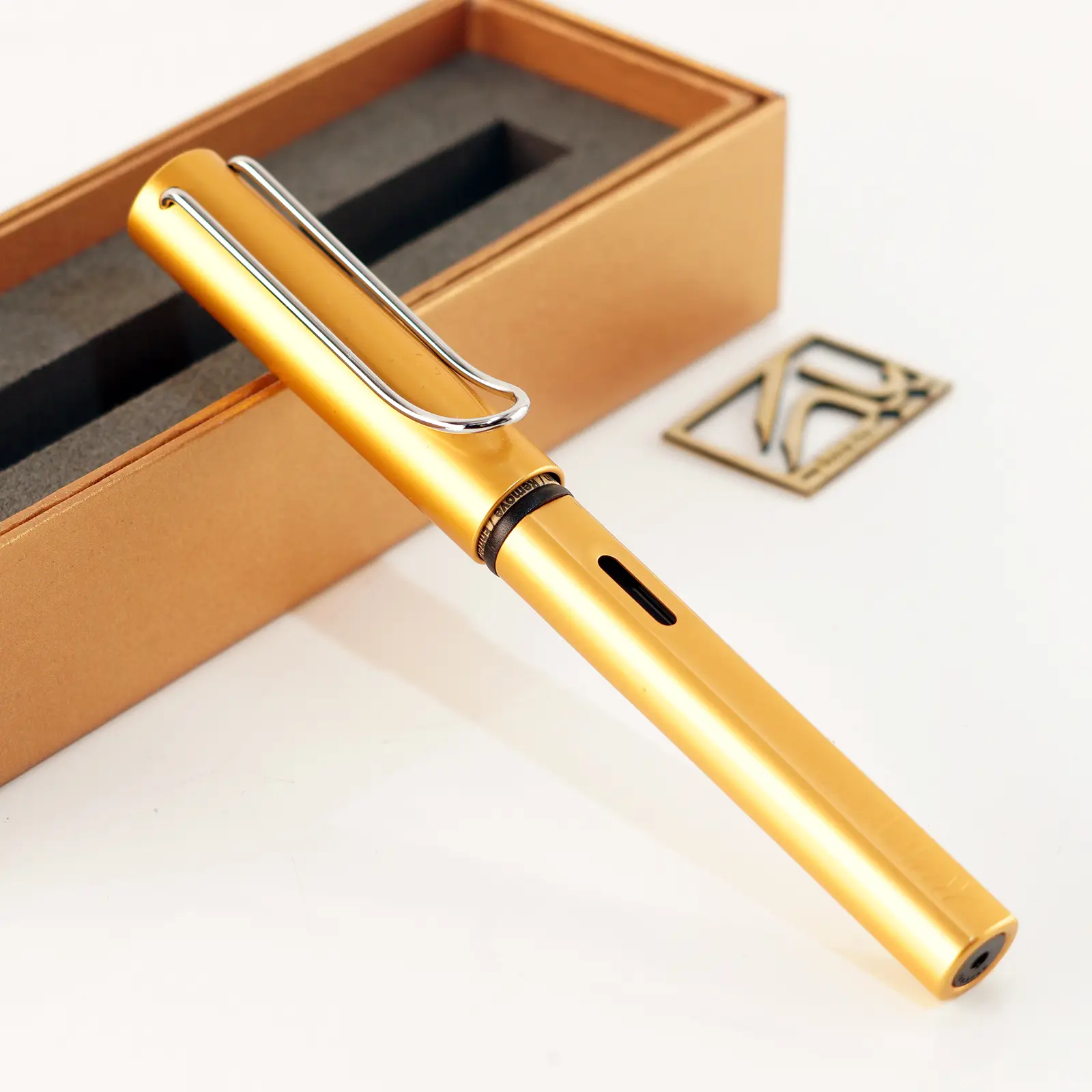 خودنویس لامی برنز با شل زرد شفاف 2