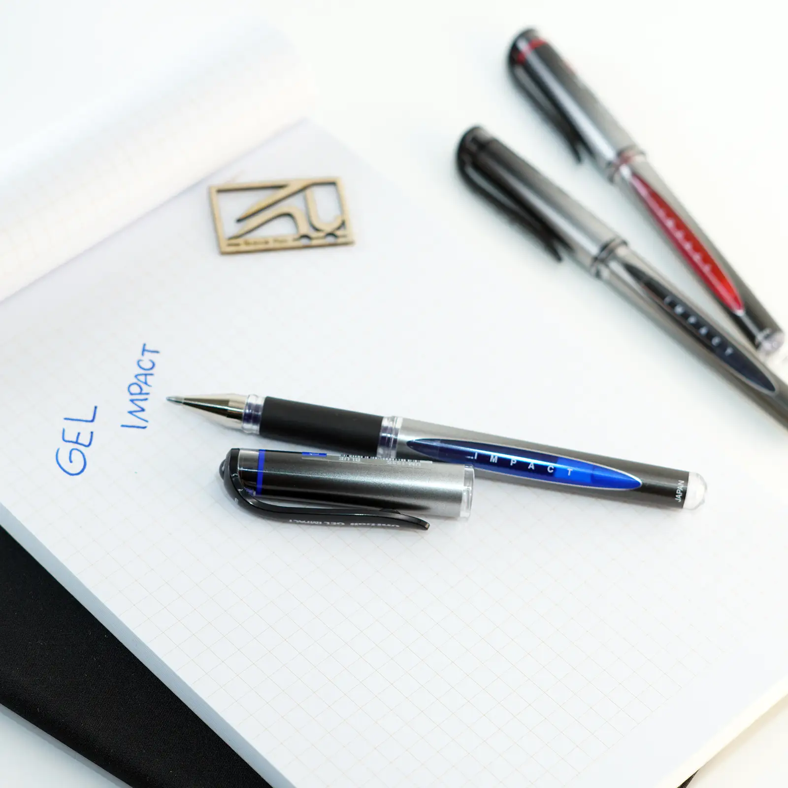 خودکار یونی بال ژل ایمپکت UNI BALL BP Gel impact UM 153S