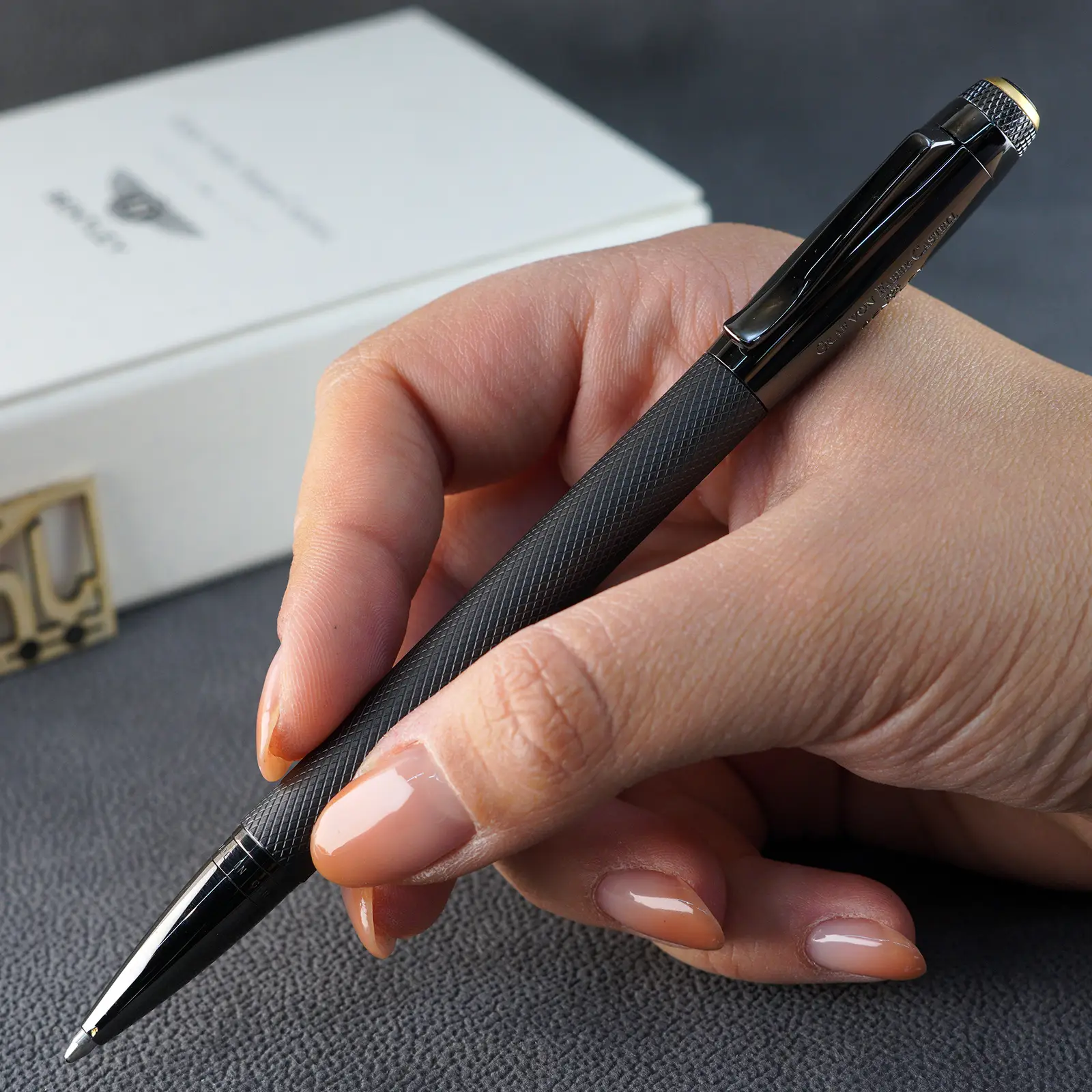 خودکار گرافون بنتلی سنتناری (6)