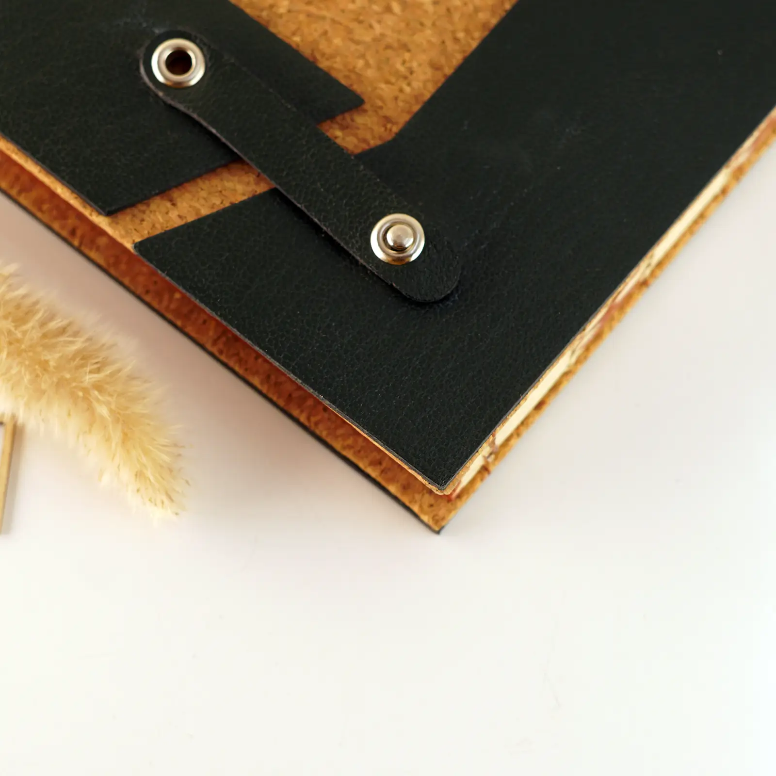 دفتر نیهان مربع (4)