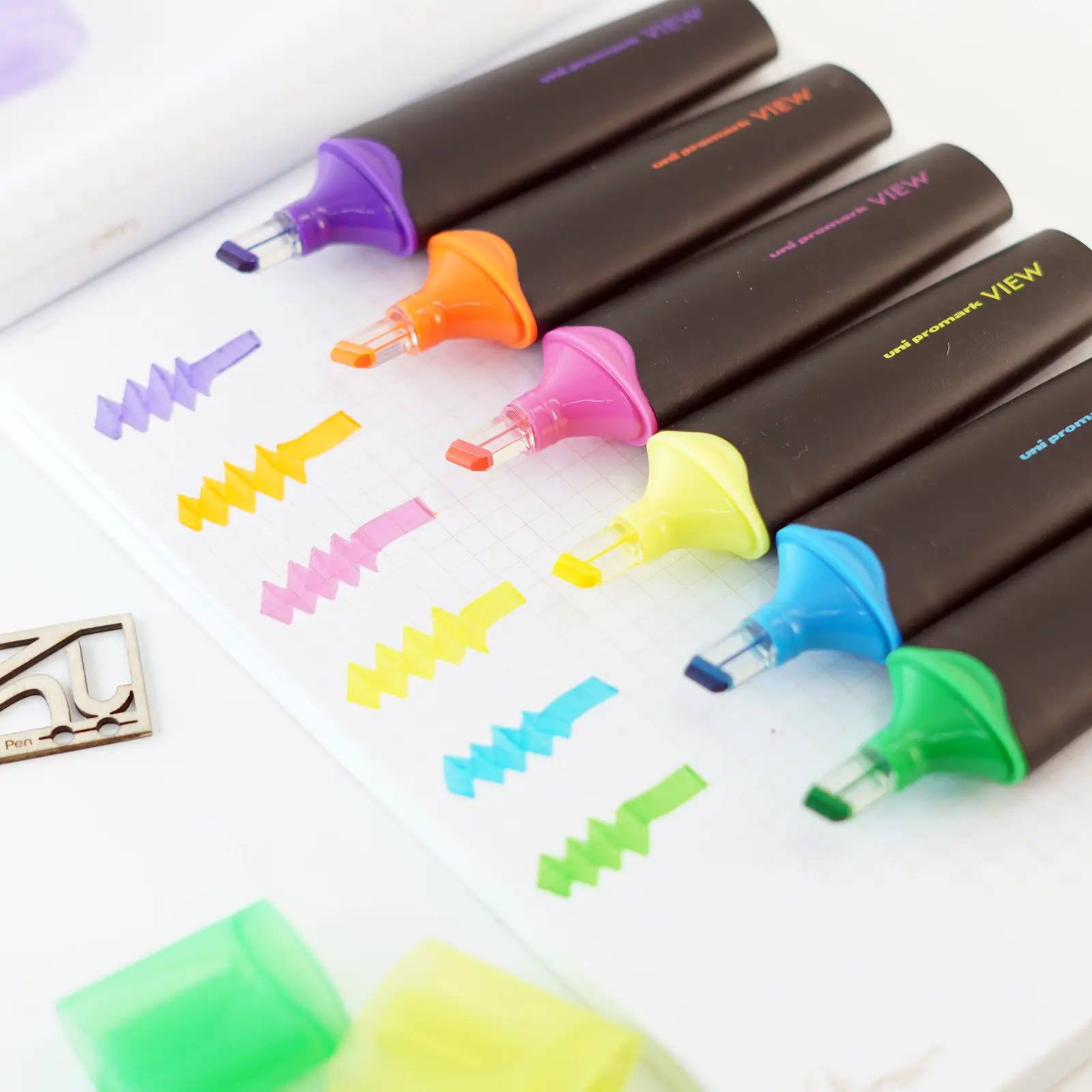 ماژیک هایلایتر یونی بال مگاویو UNI BALL highlight marker Mega view USP 200