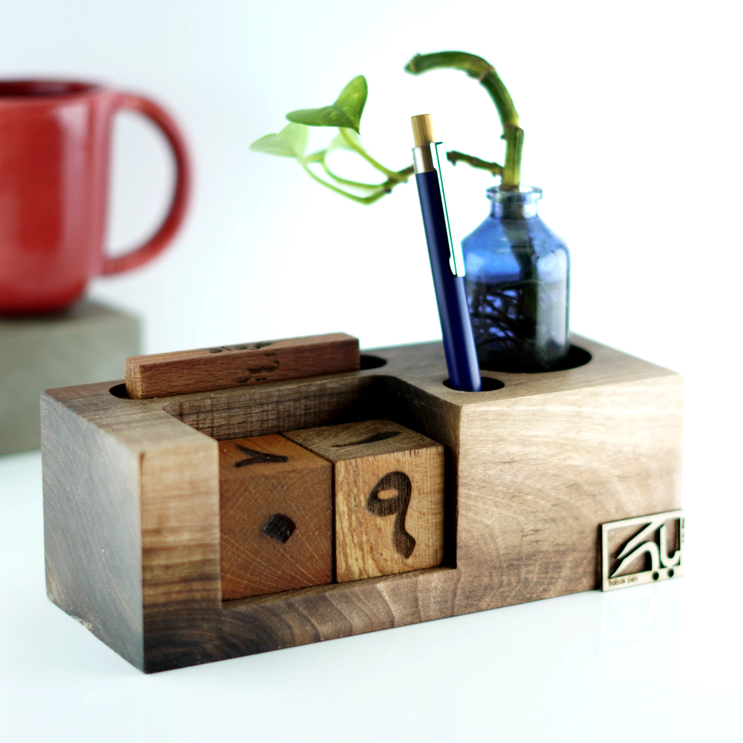 ست استند قلم و تقویم رومیزی چوبی Wooden desk calendar set