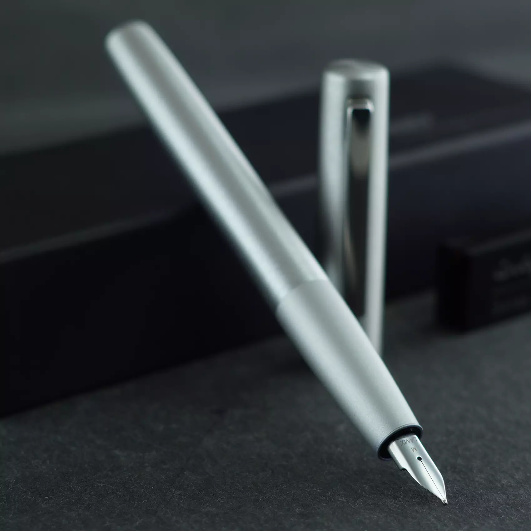 خودنویس لامی آیون نقره ای مات [خوش قیمت] LAMY Aion FP Silver 77