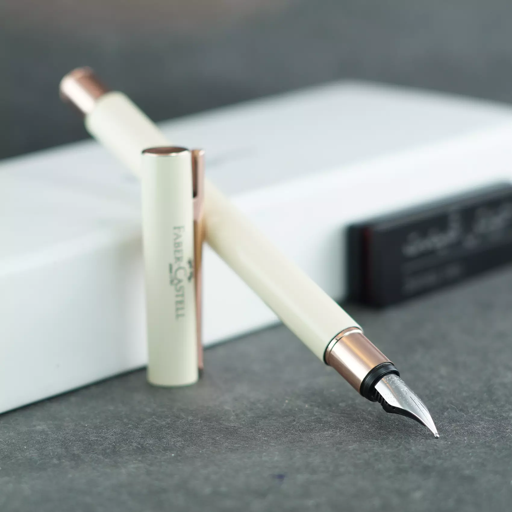 خودنویس فابرکاستل نئو اسلیم عاج رزگلد [خوش قیمت] FABER-CASTELL Neo Slim FP Ivory Rose Gold