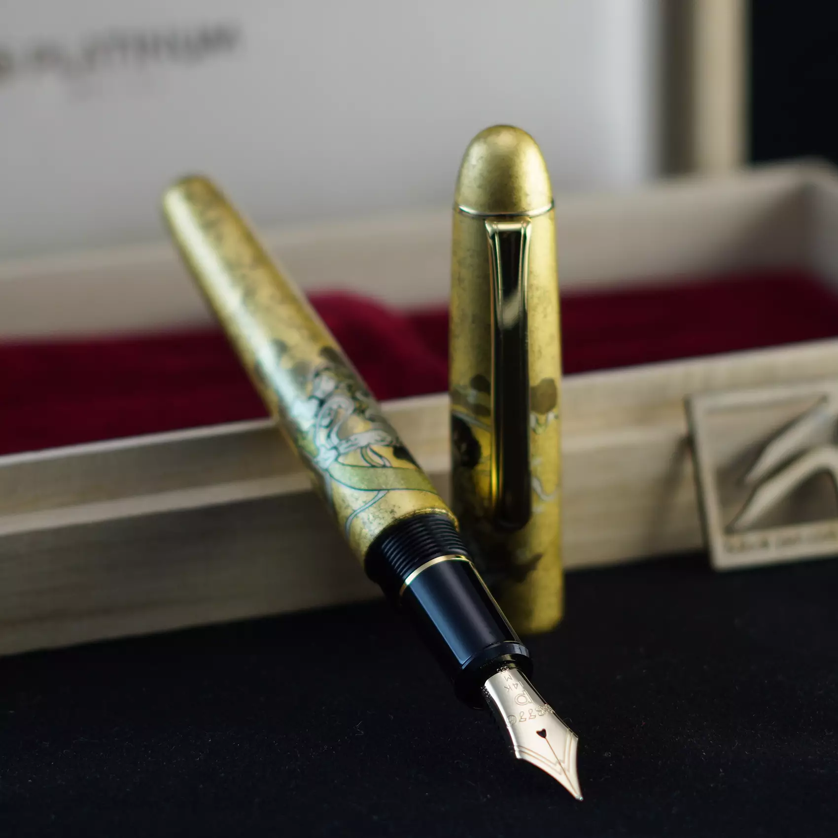 خودنویس پلاتینیوم سنتری 3776 کانازاوا مدل فوجین رایجین PLATINUM Century 3776 FP Kanazawa gold leaf Fujin Raijin