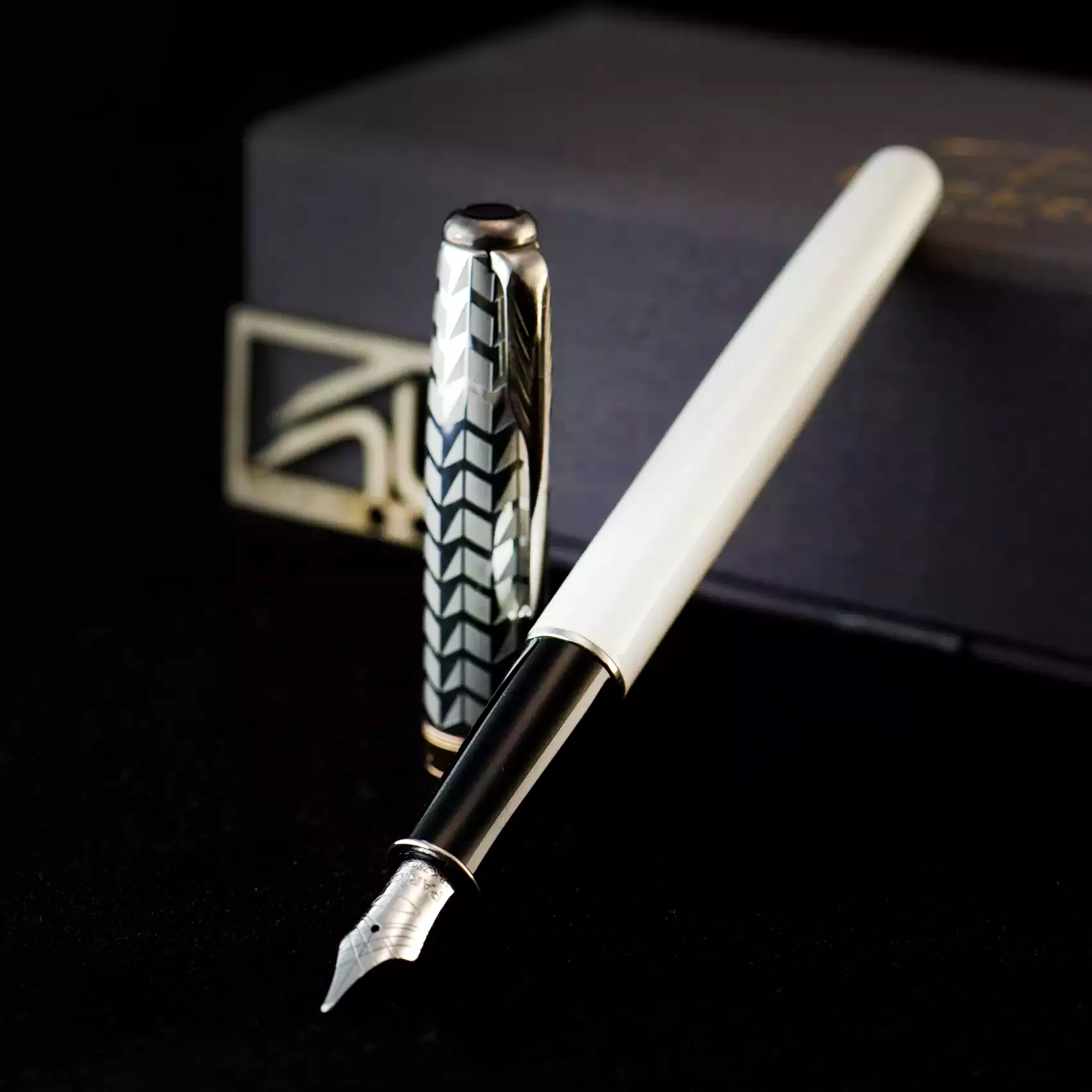 خودنویس پارکر سونت پریمیوم ادیشن صدفی گیره کروم PARKER Sonnet premium edition metal and pearl lacquer CT