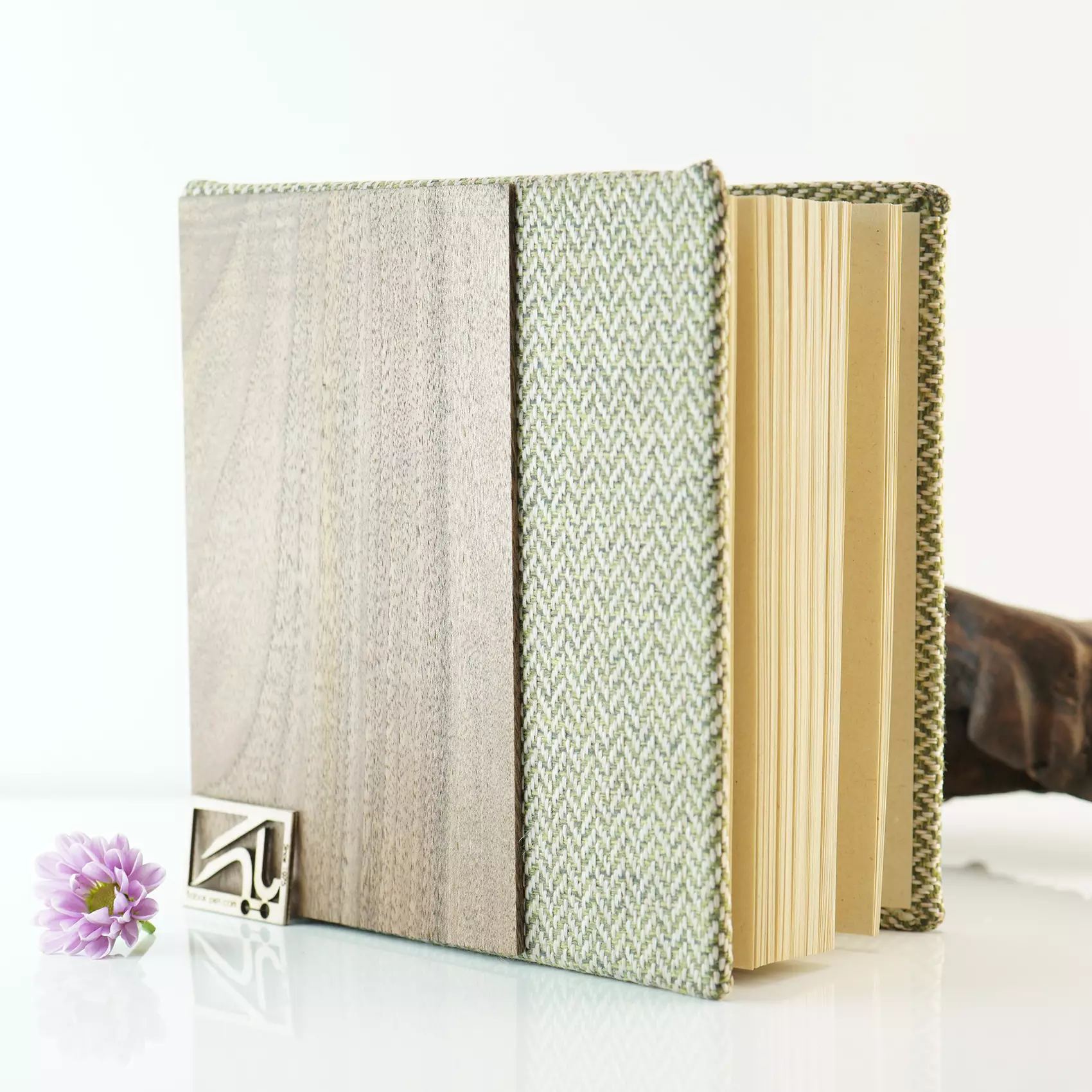 دفتر دستساز چوب و پارچه هووان نیچر Huvan Wood and cloth handmade notebook Nature